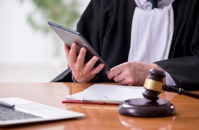 Суды признали увольнение за пересылку секретных данных на личную почту слишком строгим наказанием